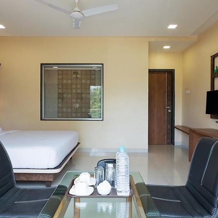City Palace Resort Лонавла Екстер'єр фото