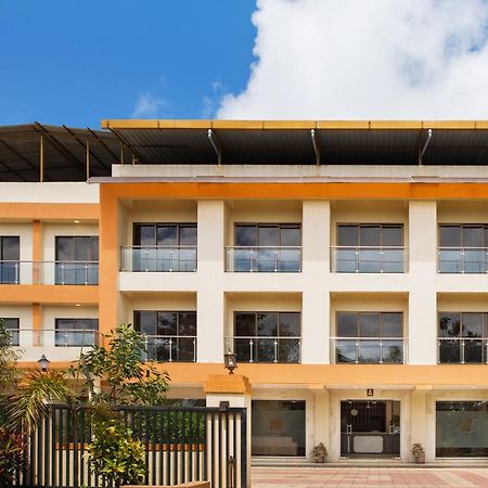 City Palace Resort Лонавла Екстер'єр фото